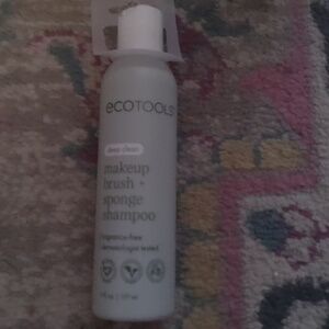 Brand new in package make up brush shampoo